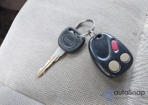 2005 Chevrolet Trailblazer Ls из США, поврежденный, VIN 1GNDT13S752256537